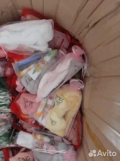 Набор косметики пакетом