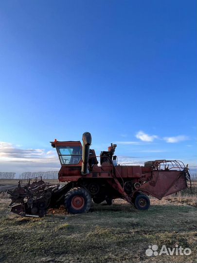 Комбайн Нива-Сельхозтехника СКА-5, 1992