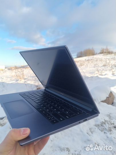 Huawei Matebook d14