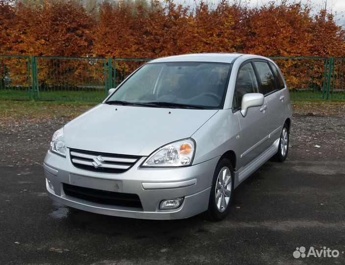 Лобовое стекло на Suzuki Liana