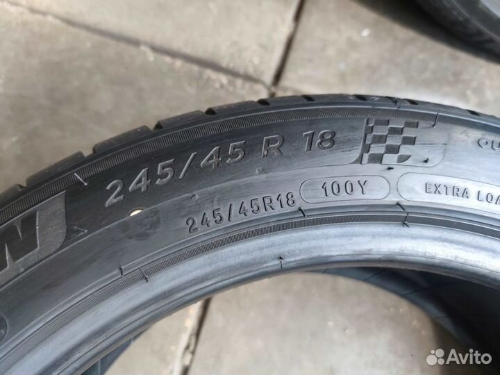 Michelin Pilot Sport 4 245/45 R18 100Y