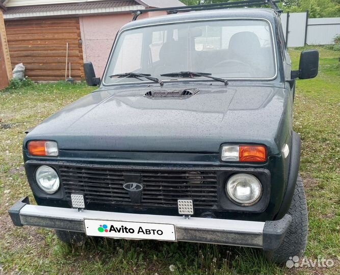 LADA 4x4 (Нива) 1.7 МТ, 2002, 230 000 км