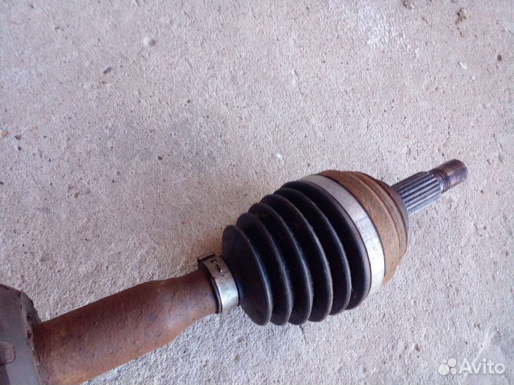 Привод правый Nissan Almera G15 1.6 MT 16V