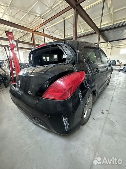 Разбор (б/у запчасти) Peugeot 308 EP6