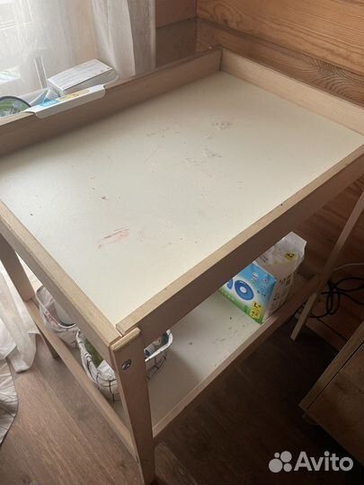 Пеленальный столик