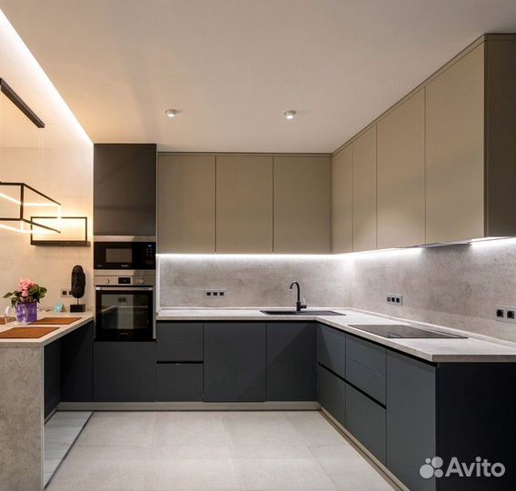 Кухонный гарнитур 