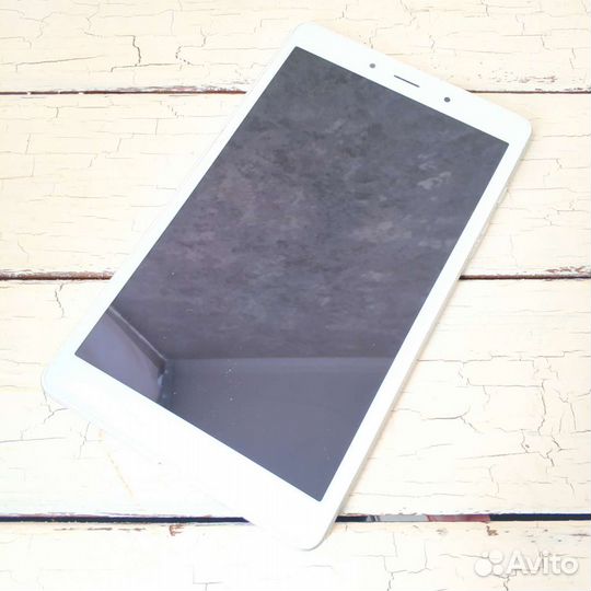 Samsung SM-T295