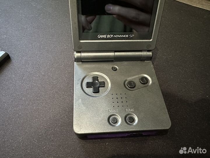 Gameboy advance SP + картридж для сохранений