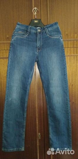 Джинсы