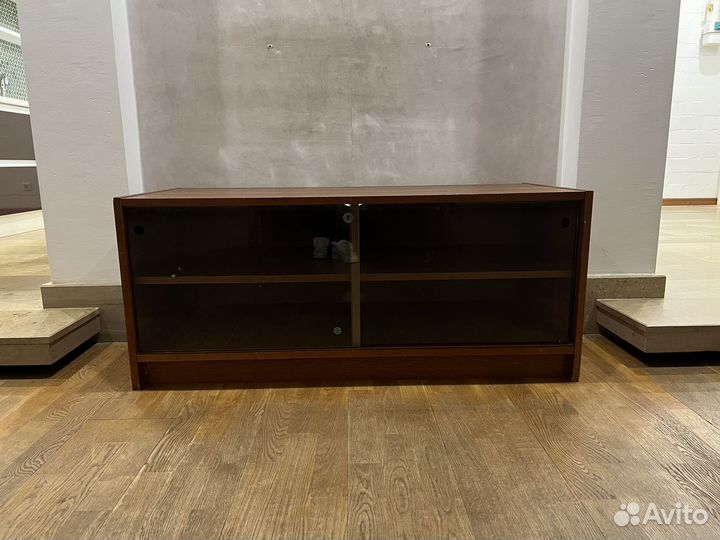 Тумба под телевизор