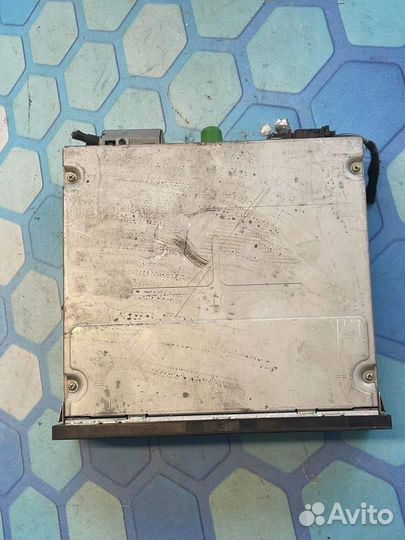 CD чейнджер 3b7035110