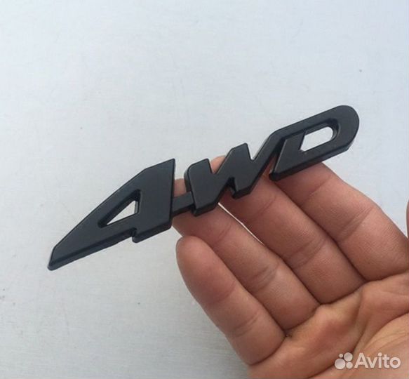 Металлическая наклейка на авто 4WD шильдик 85х17