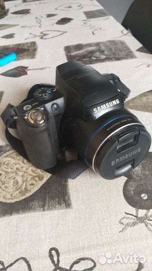 Зеркальный фотоаппарат Samsung WB5500