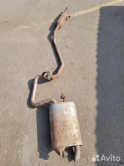 Глушитель на Avensis 2