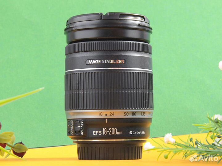 Объектив Canon EF-S 18-200mm f3.5-5.6 IS
