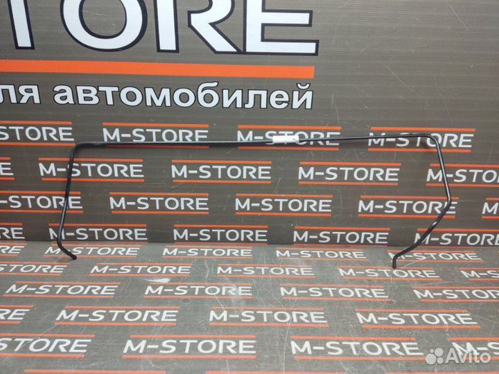 Патрубок системы охлаждения передний Mercedes-Benz