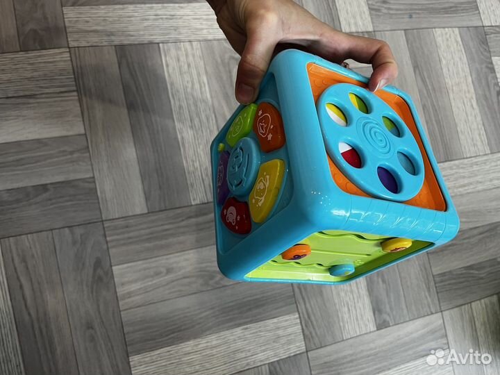 Развивающие игрушки пакетом