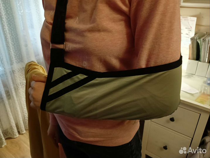 Повязка поддерживающая для травмированной руки