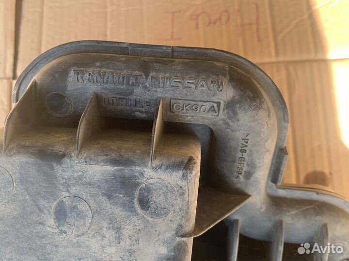 Впускной коллектор laguna 3 2,0 бензин