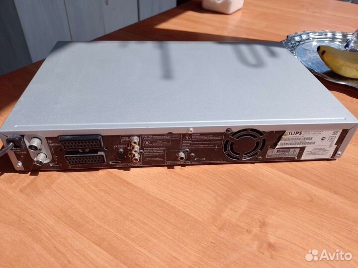 Пишущий DVD плеер Philips