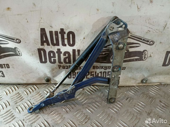 Петля капота ford focus 2