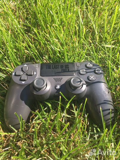 Джойстик dualshock ps4 the last of us:part2+чехол