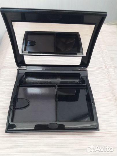 Футляр для декоративной косметики Mary Kay