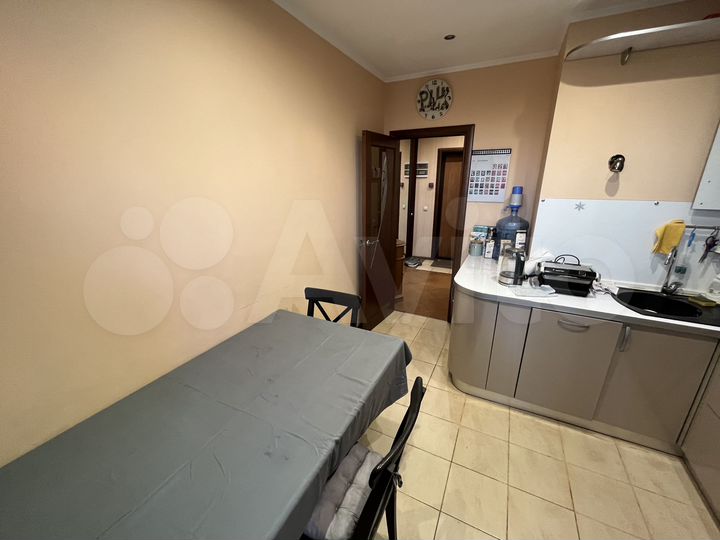 2-к. квартира, 55 м², 9/17 эт.
