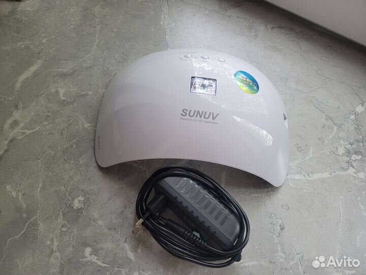 Лампа для ногтей