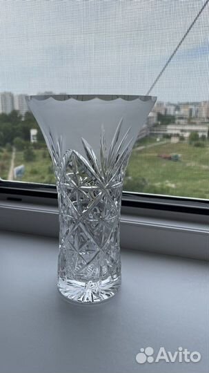 Хрустальная ваза