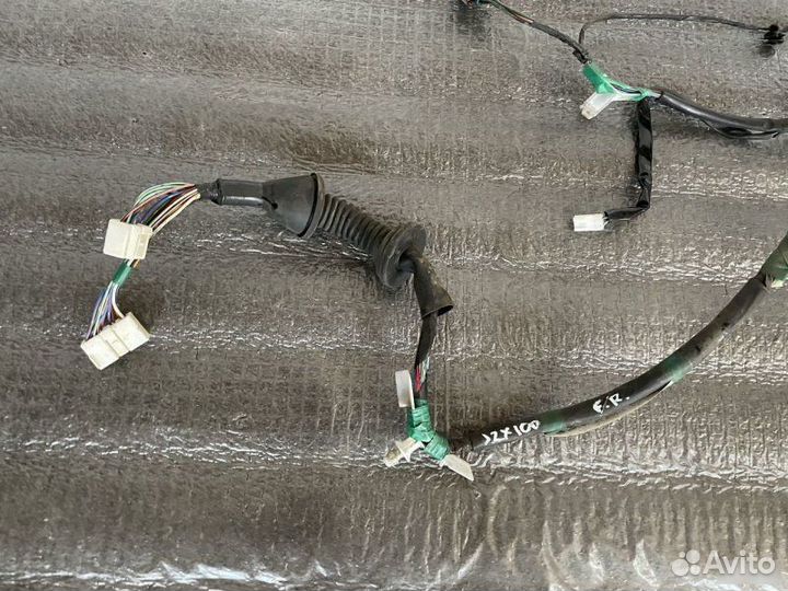 Проводка двери передняя Toyota Chaser JZX100 2.5