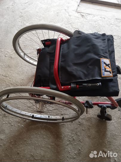 Коляска для инвалидов