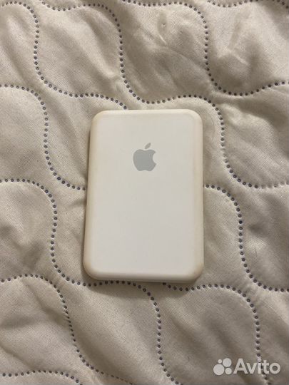 Повербанк magsafe