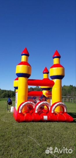 Надувной батут рыцарский замок