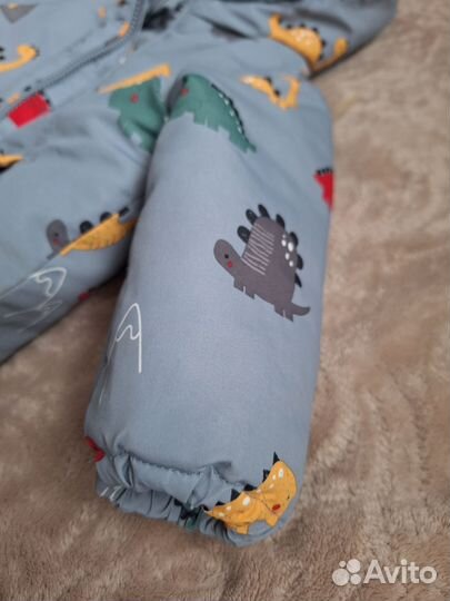 Куртка на мальчика с динозаврами 80