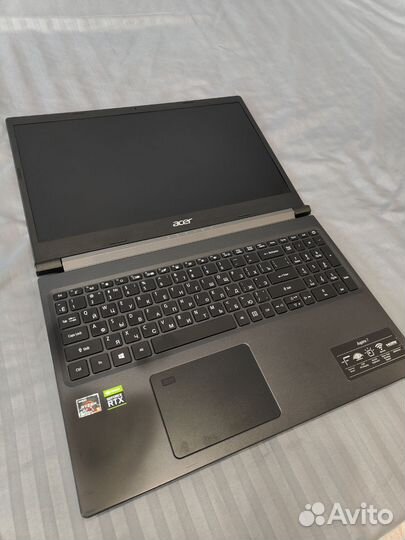 Игровой ноутбук Acer aspire 7