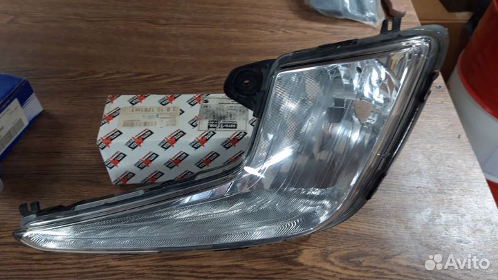 Противотуманная фара правая KIA RIO 3