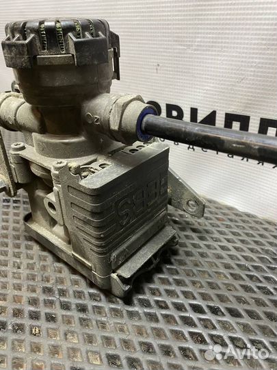 Кран модулятор EBS Volvo FH4 22225550