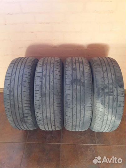 Bridgestone Dueler A/T 215/65 R16