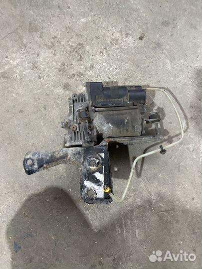 Компресор пневмоподвески