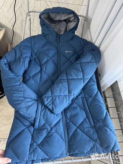 Пуховик женский 46