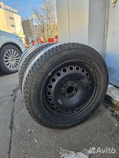 Колеса 215 55 r16 зимние Nokian Hakkapeliitta 8
