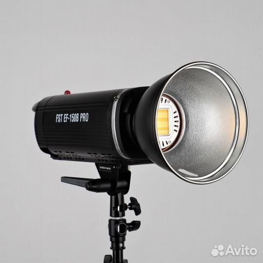 Светодиодный биколорный осветитель FST EF-150B PRO