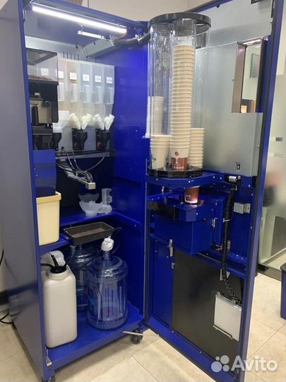 Вендинговый кофейный аппарат