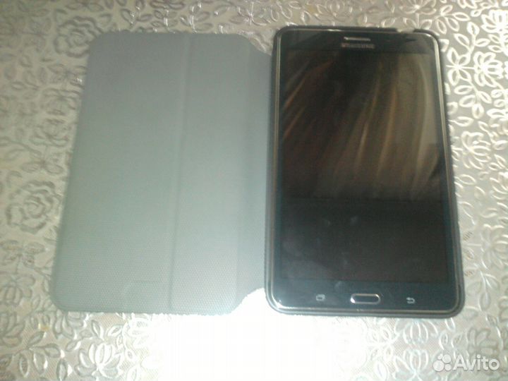 Самсунг таб 4