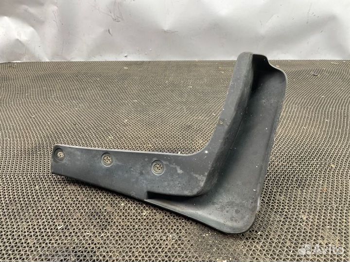 Брызговик передний правый Nissan X-Trail T31 MR20