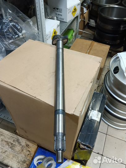 Вал тормозной левый 696мм BPW