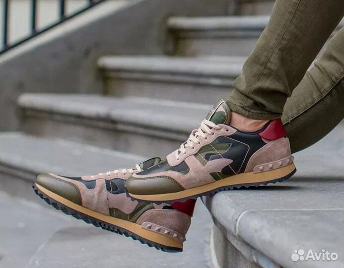 Кроссовки Valentino