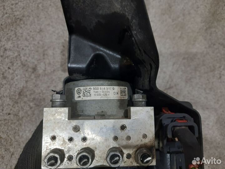 Блок ABS + ESP для Skoda Octavia A7 5Q0907379R