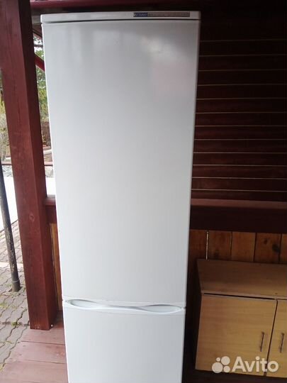 Холодильник атлант бу